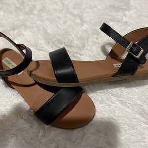 Black Steve Madden sandals